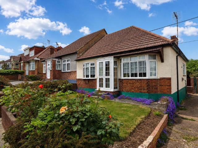 Bungalow for sale in Collier Row, Greater London
