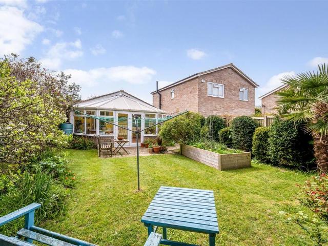 Bungalow for sale in Littlecote, West Sussex
