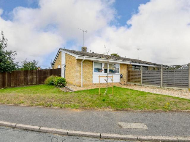 Bungalow for sale in Chedburgh, Suffolk
