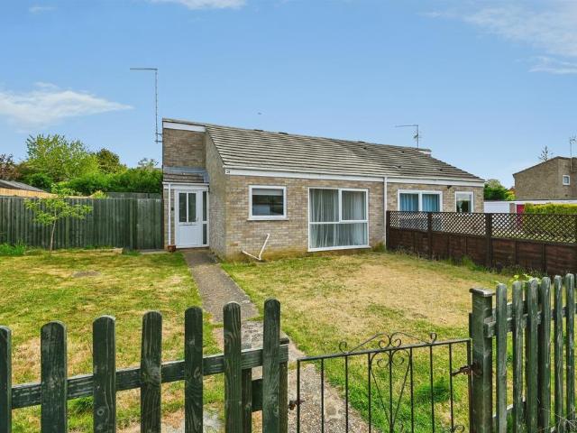 Bungalow for sale in Fairstead, Brookville