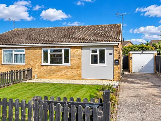 Bungalow for sale in West End, Canterbury