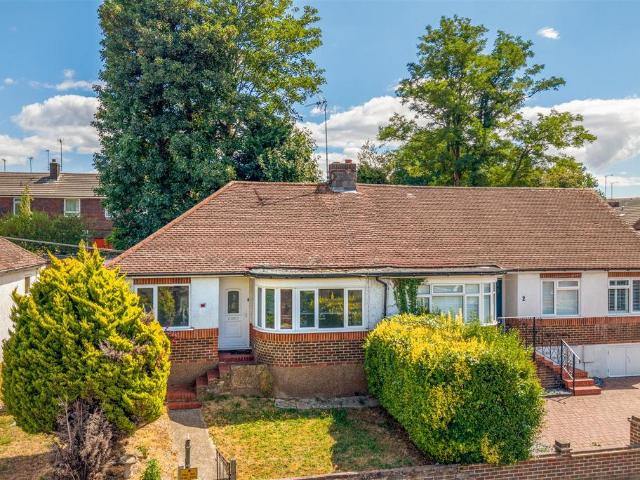 Bungalow for sale in Perryfields, West Sussex