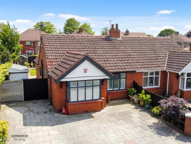 Bungalow for sale in Blowick, Southport