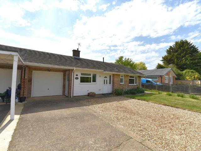 Bungalow for sale in Huntingdon, Cambridgeshire