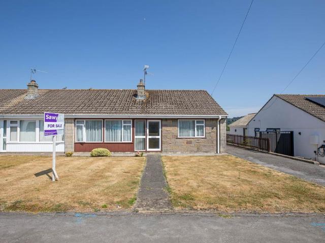 Bungalow for sale in Kings Stanley, School House