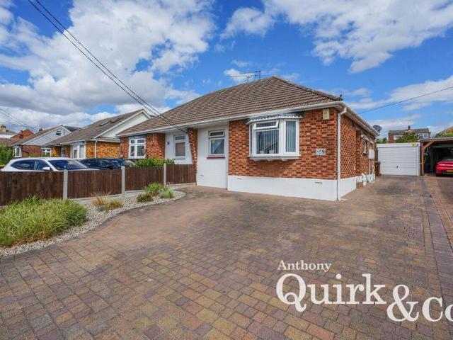 Bungalow for sale in South Benfleet, Essex