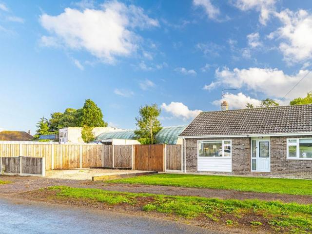 Bungalow for sale in Scarning, Breckland