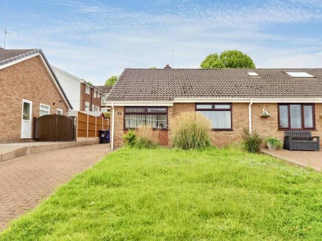 Bungalow for sale in Winshill, Beamhurst