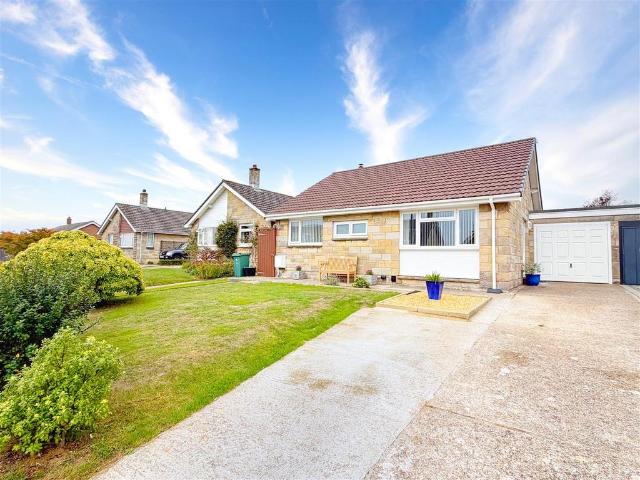 Bungalow for sale in Wootton Bridge, Isle of Wight