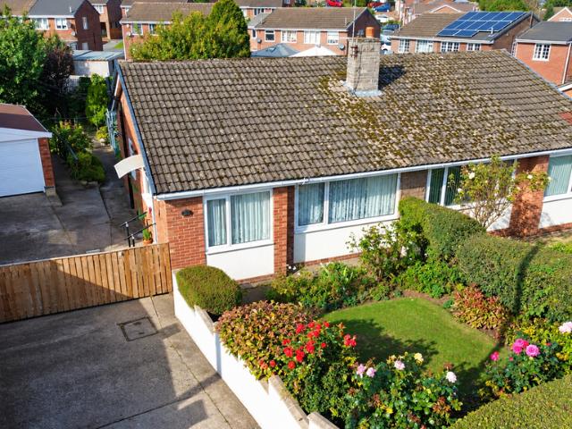 Bungalow for sale in Carleton, Wakefield