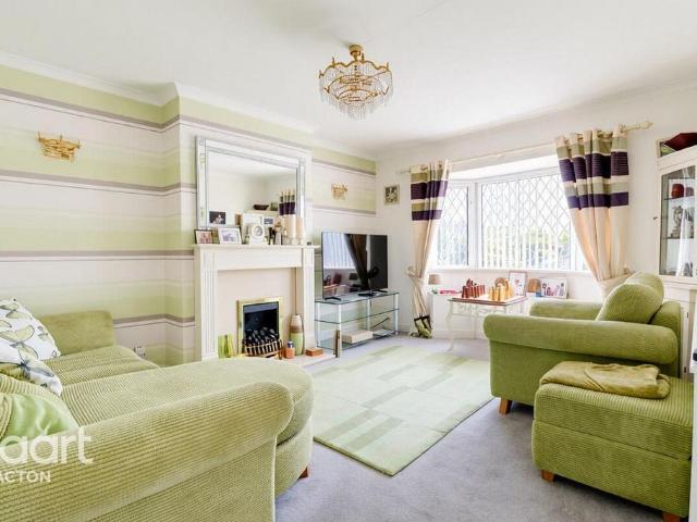 Bungalow for sale in Holland-on-Sea, Dale Hill