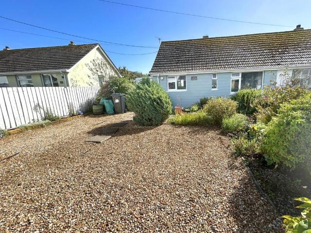 Bungalow for sale in Mullion, Cornwall