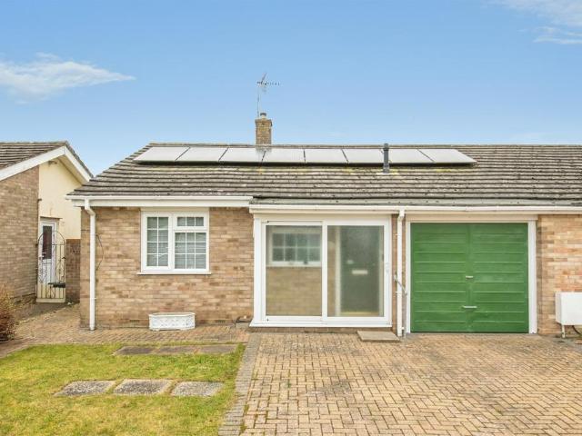 Bungalow for sale in Fordham Heath, Essex