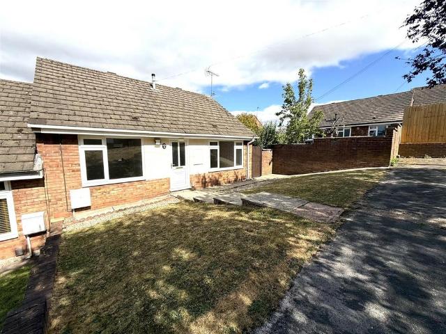 Bungalow for sale in Chadsmoor, Staffordshire