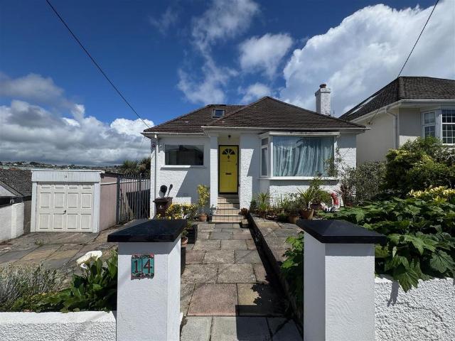 Bungalow for sale in Mount Wise