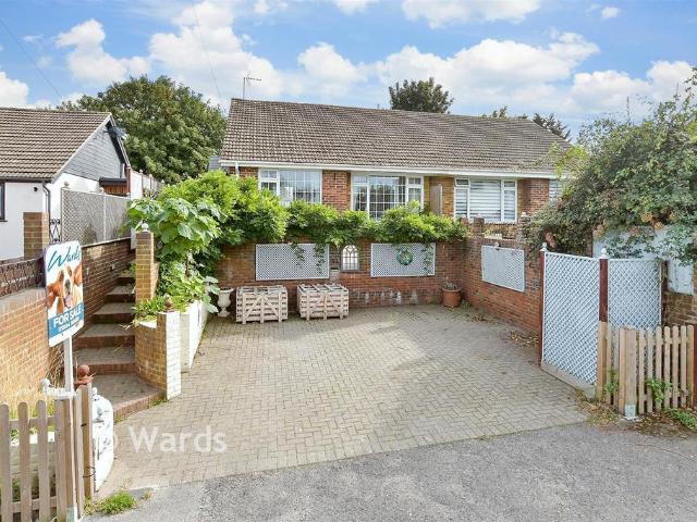 Bungalow for sale in Sholden, Dover