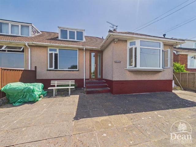 Bungalow for sale in Bromsberrow Heath, Gloucestershire