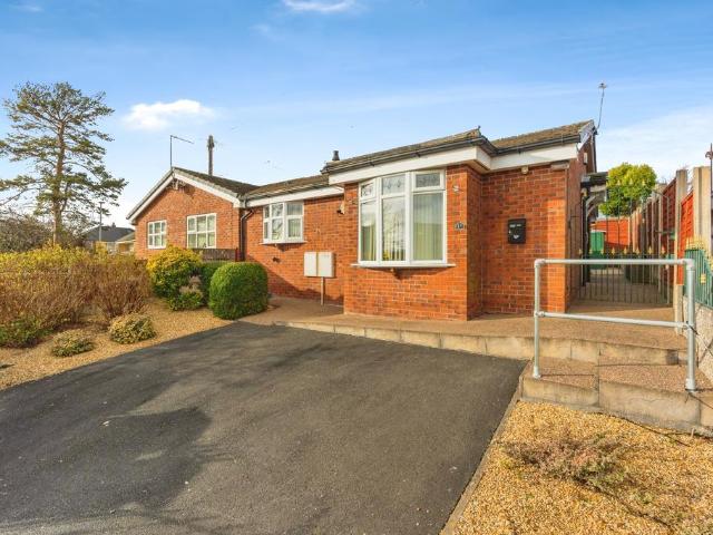 Bungalow for sale in Haughton Green, Greenheys
