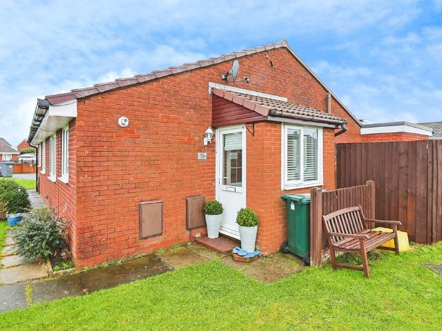 Bungalow for sale in North Meols, Roby Mill