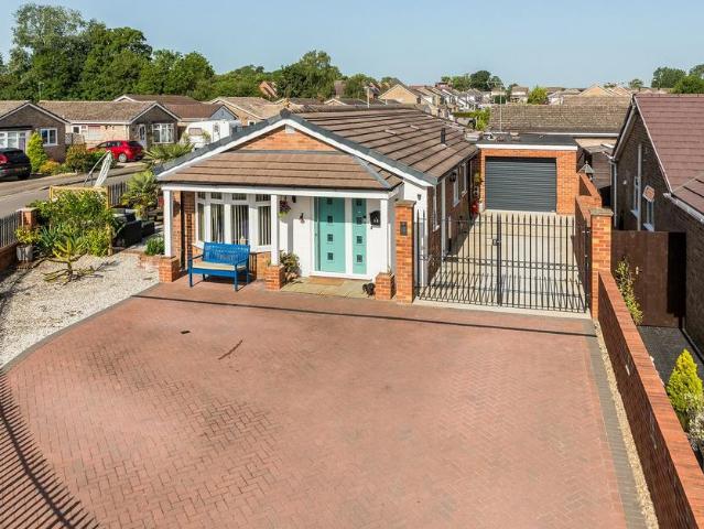 Bungalow for sale in Caldecott, Dromore