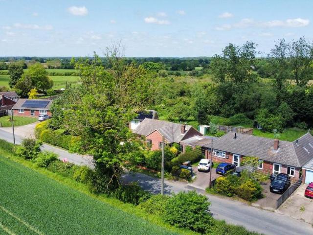 Bungalow for sale in Bedingfield, Suffolk