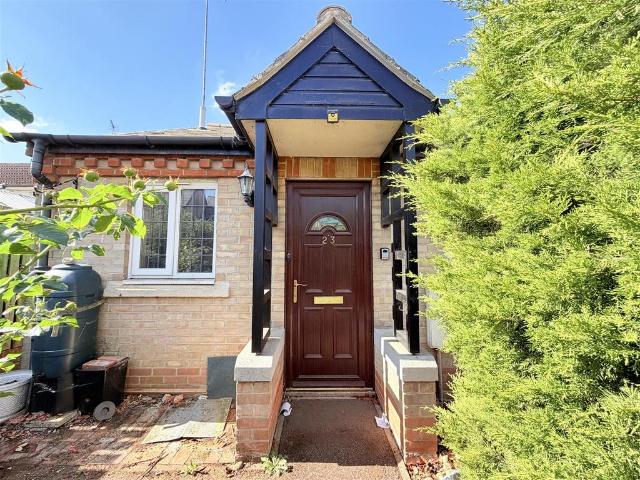 Bungalow for sale in Bedingfield, Suffolk