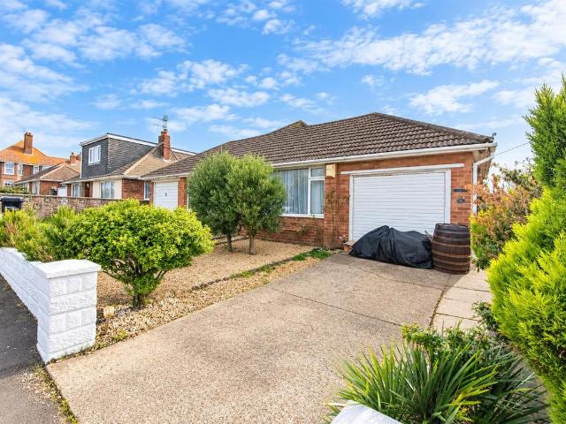 Bungalow for sale in Peacehaven, Iford