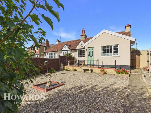 Bungalow for sale in Oulton Broad, East Suffolk