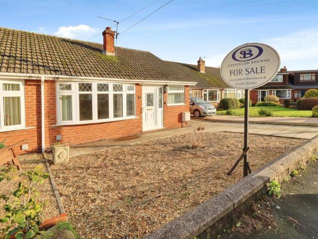 Bungalow for sale in Shavington cum Gresty, Shavington