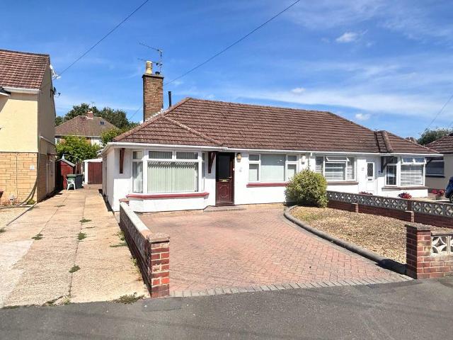 Bungalow for sale in Wotton, Gloucester