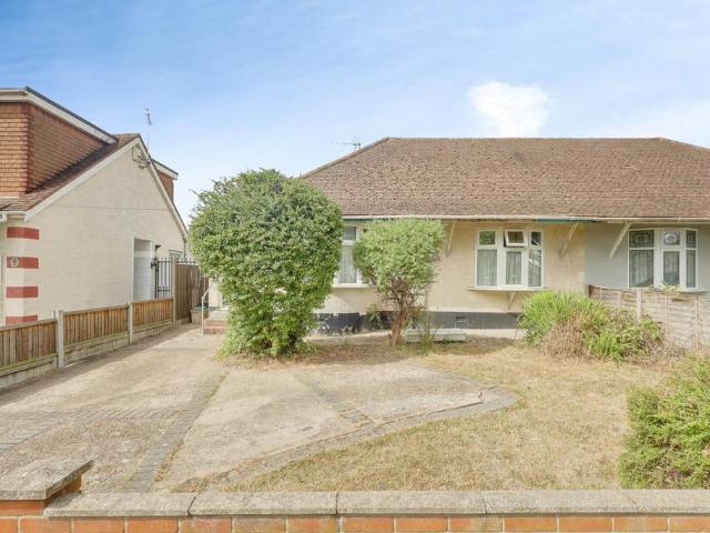Bungalow for sale in South Benfleet, Essex