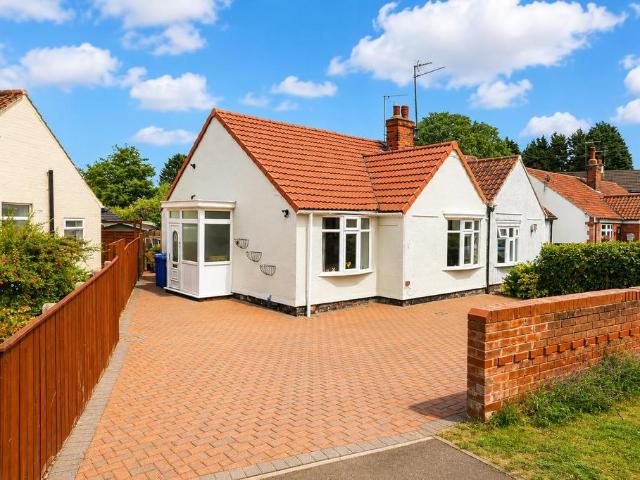 Bungalow for sale in Cottingham, East Riding Of Yorkshire