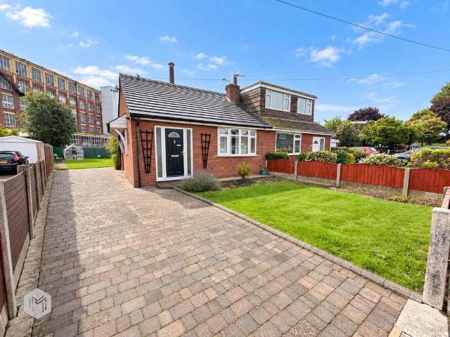 Bungalow for sale in Prestolee, Lee Bank