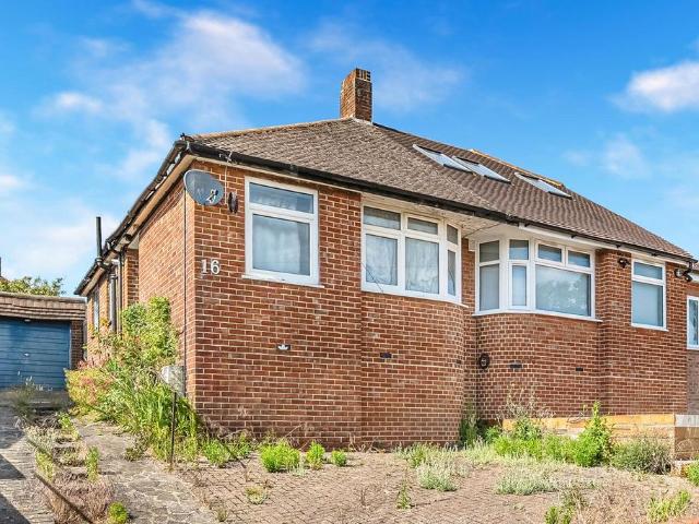 Bungalow for sale in East Barnet, Greater London