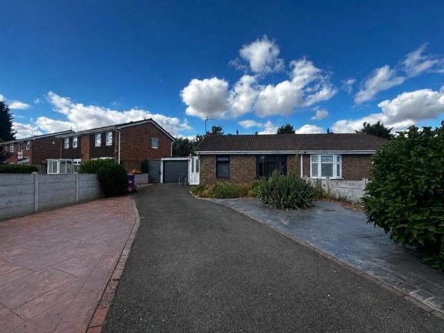 Bungalow for sale in Bilston, West Midlands