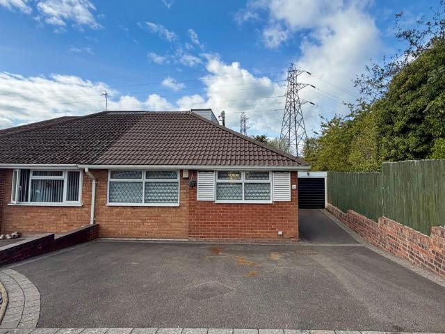 Bungalow for sale in Gornal Wood, Dudley