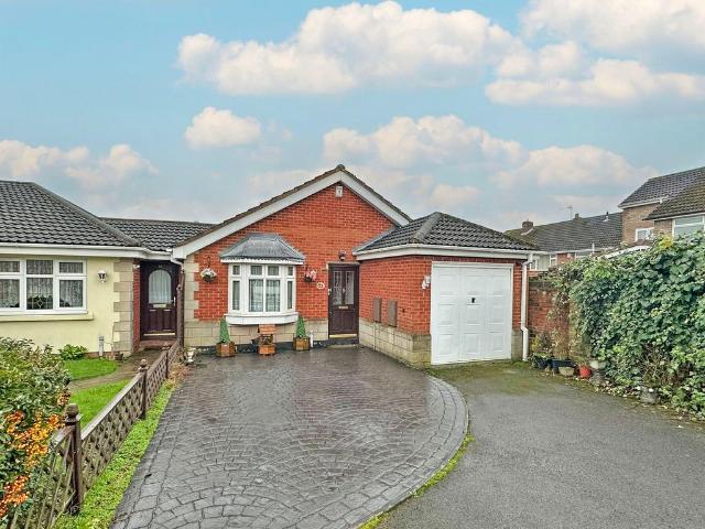 Bungalow for sale in Goldthorn Hill, West Midlands