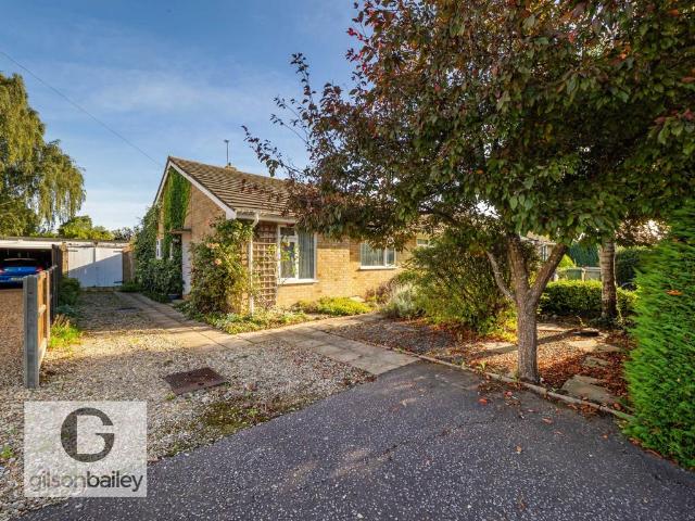 Bungalow for sale in Lingwood and Burlingham, Crostwick