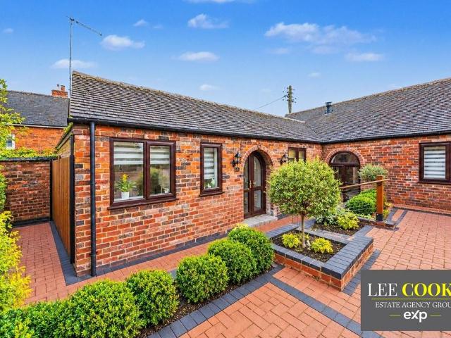 Bungalow for sale in Shareshill, South Staffordshire