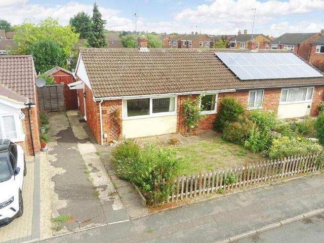 Bungalow for sale in Stanford On Avon, Leicestershire