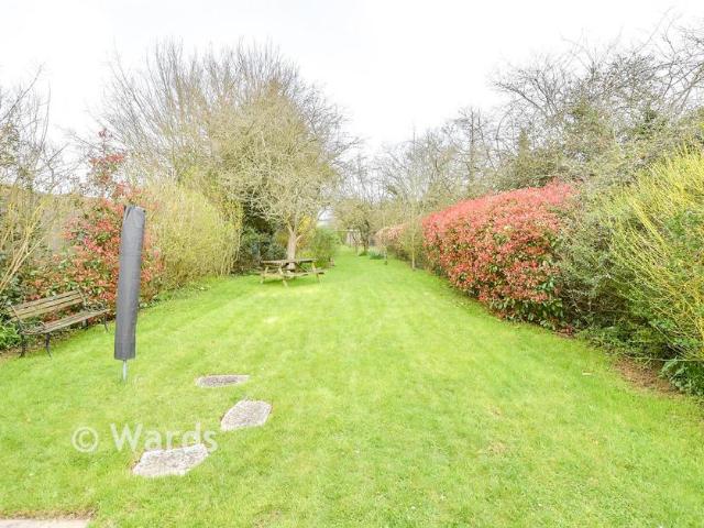 Bungalow for sale in Midway, Kent
