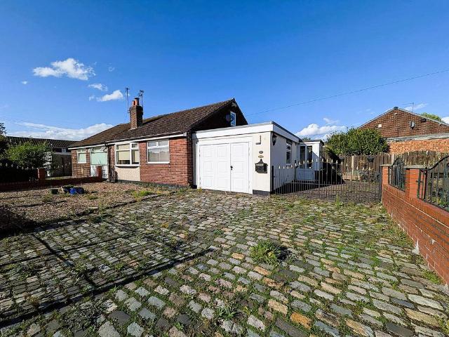 Bungalow for sale in Cowhill, Oldham