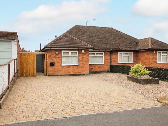 Bungalow for sale in South Wigston, Wigston Magna
