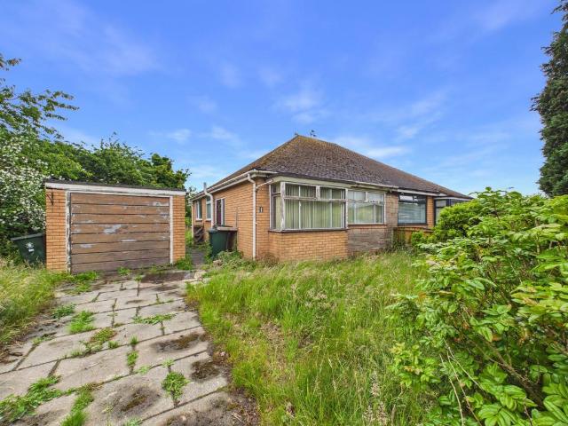 Bungalow for sale in Roby Mill, Lancashire
