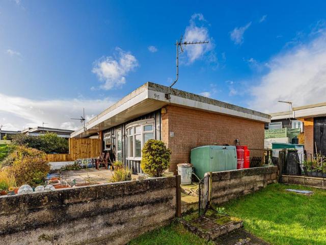Bungalow for sale in Lavernock