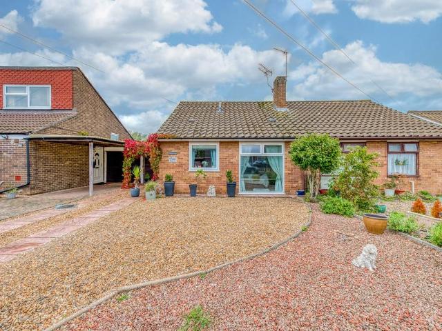 Bungalow for sale in Crostwick, Norfolk