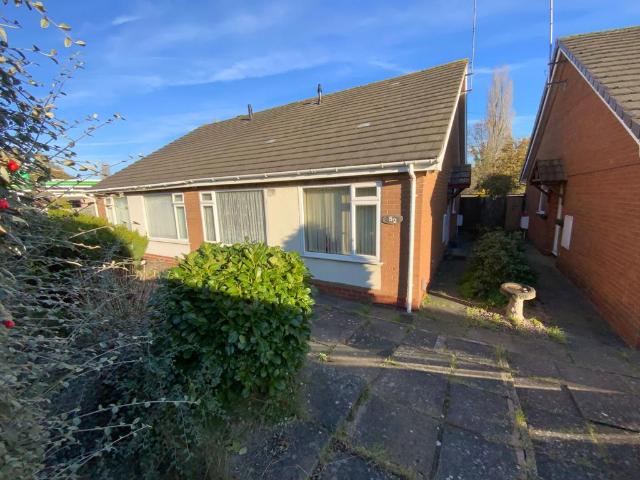 Bungalow for sale in Halesowen, West Midlands
