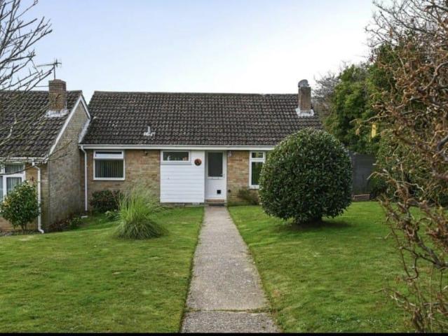 Bungalow for sale in Blacklands, Guestling Green