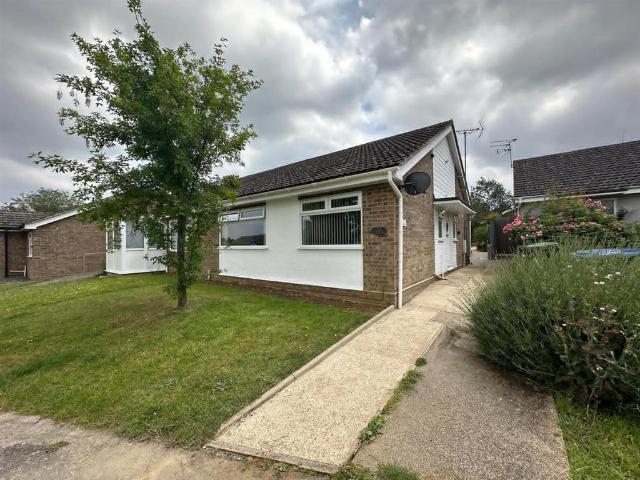 Bungalow for sale in Bedingfield, Suffolk