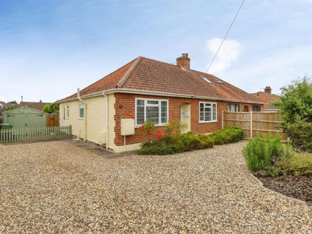 Bungalow for sale in Crostwick, Norfolk